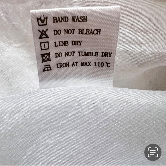 # A098 -  N by Nancy Vintage  White Ruffle Organza Top with Bow NWT  Size L - Picture 9 of 9